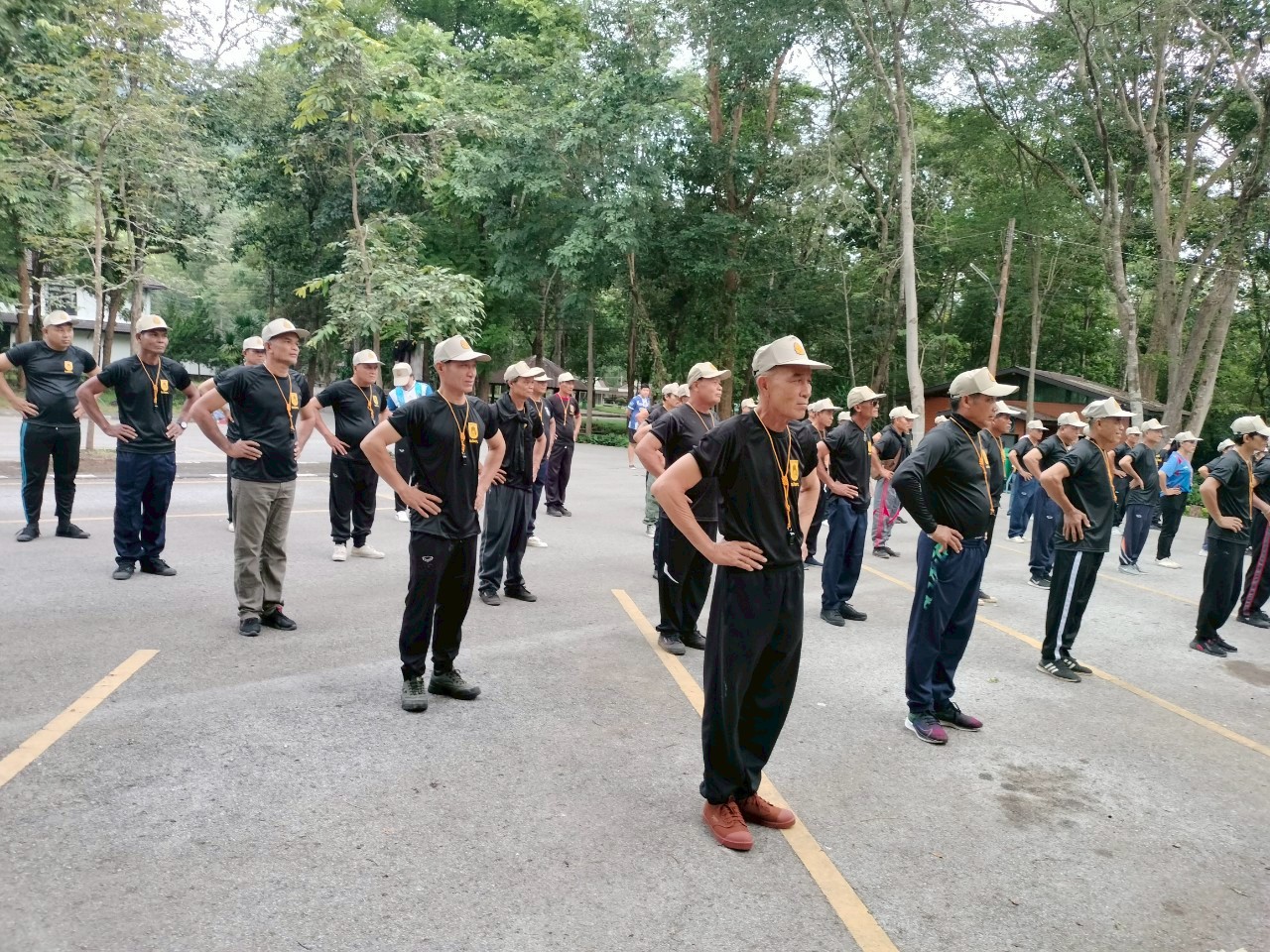 LINE_ALBUM_ทบทวน อปพร. 68_250813_236_397.jpg